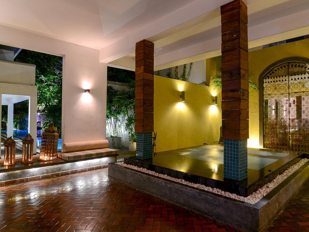 Colombo Court Hotel & Spa Exterior foto